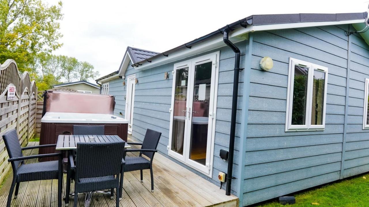 Golden Cross Holiday Park Hailsham Exterior foto