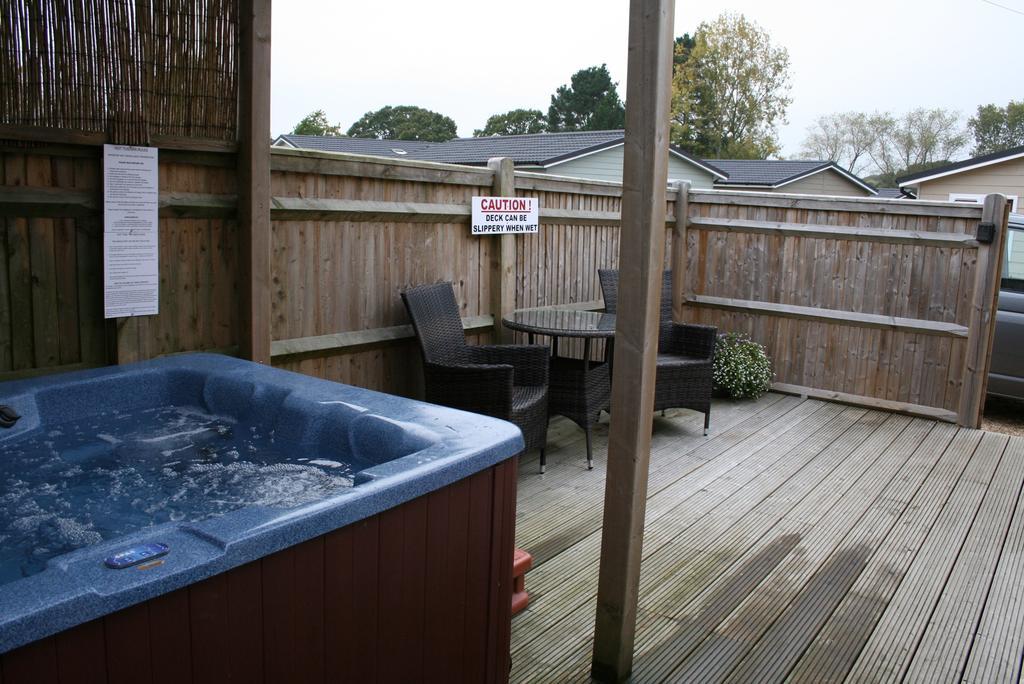 Golden Cross Holiday Park Hailsham Exterior foto